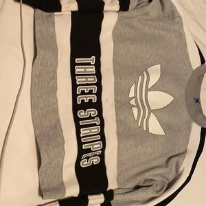 Adidas sweater